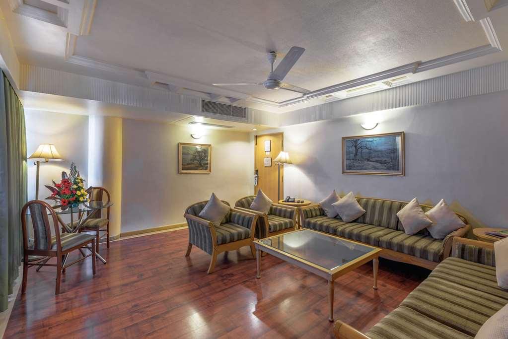 Comfort Inn President Near Ahmedabad Junction Station Bilik gambar