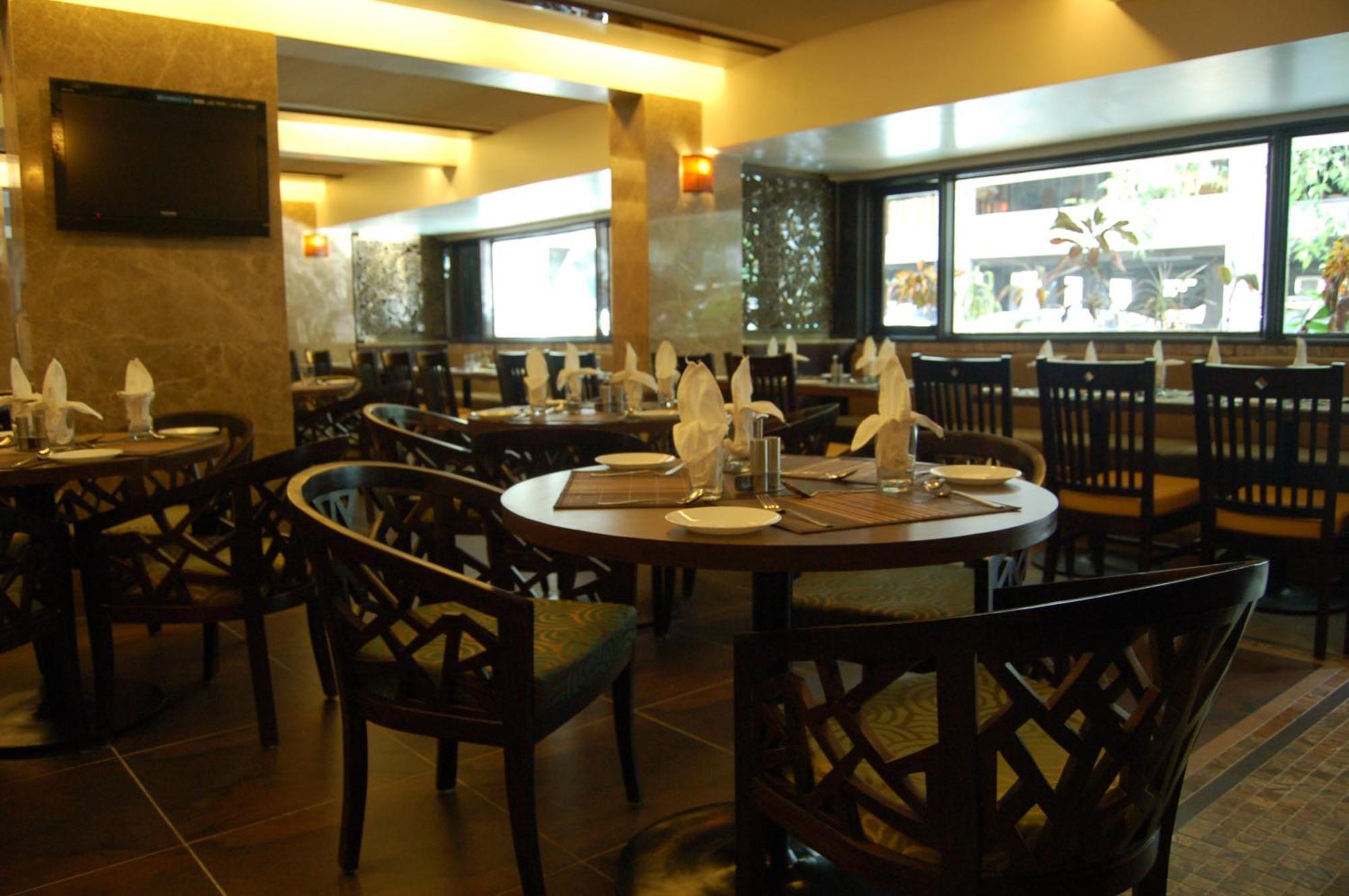 Comfort Inn President Near Ahmedabad Junction Station Luaran gambar