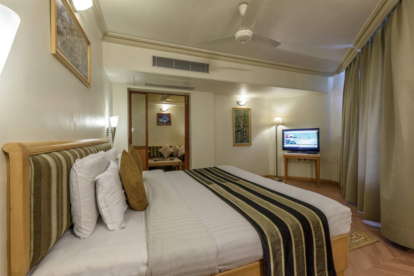 Comfort Inn President Near Ahmedabad Junction Station Luaran gambar