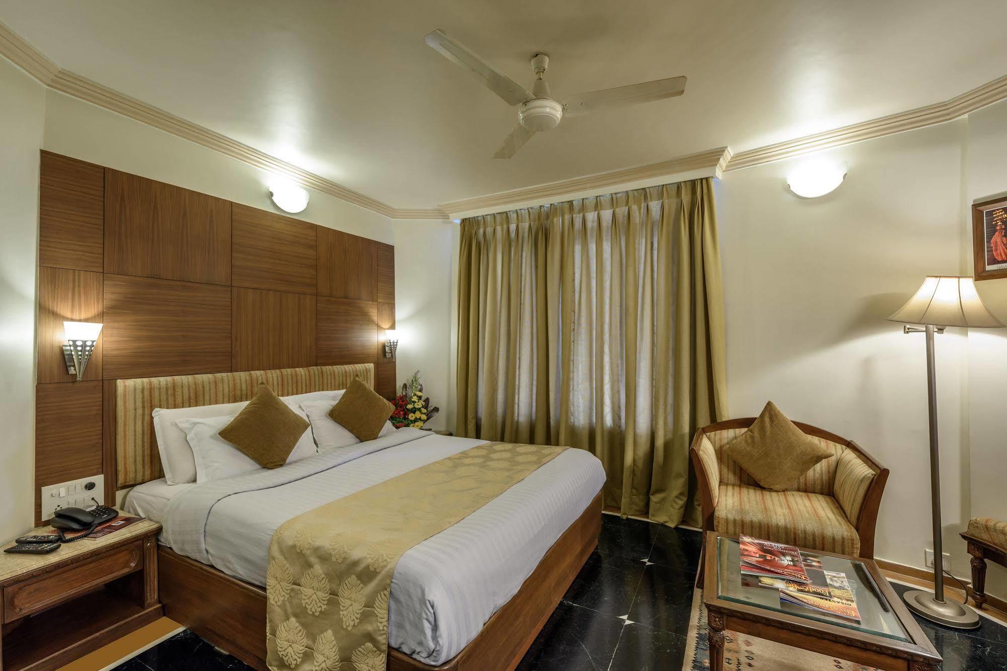 Comfort Inn President Near Ahmedabad Junction Station Luaran gambar